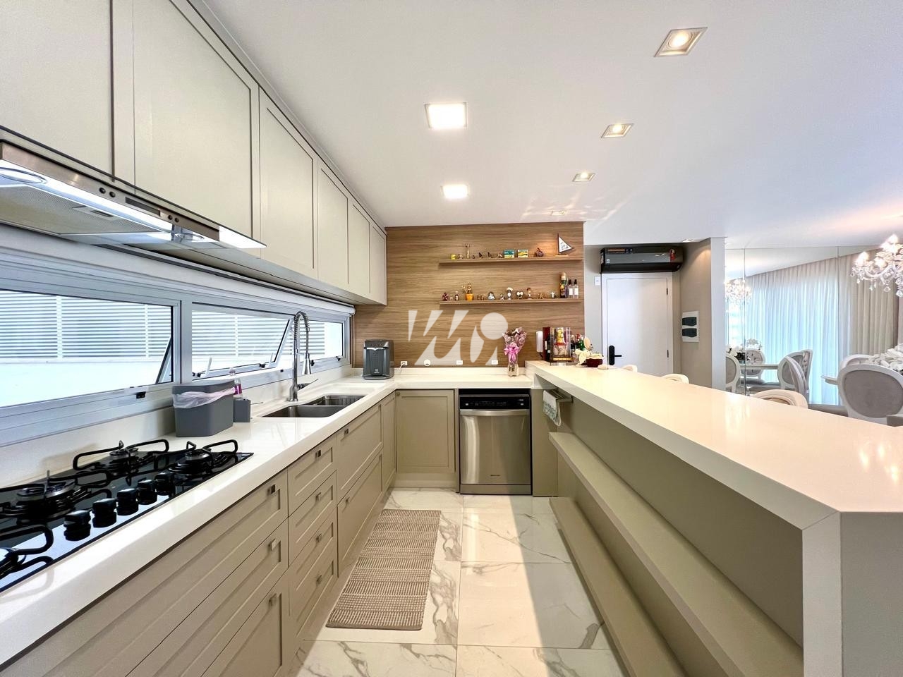 Apartamento em Pagani, Palhoça. 3 quartos, 143m². Imagem 4 de 27